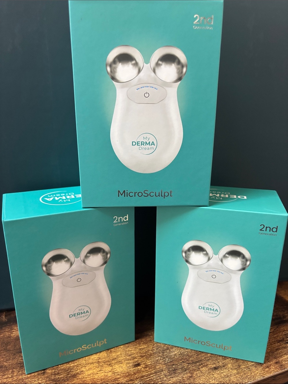 MicroSculpt Facial Massager - White